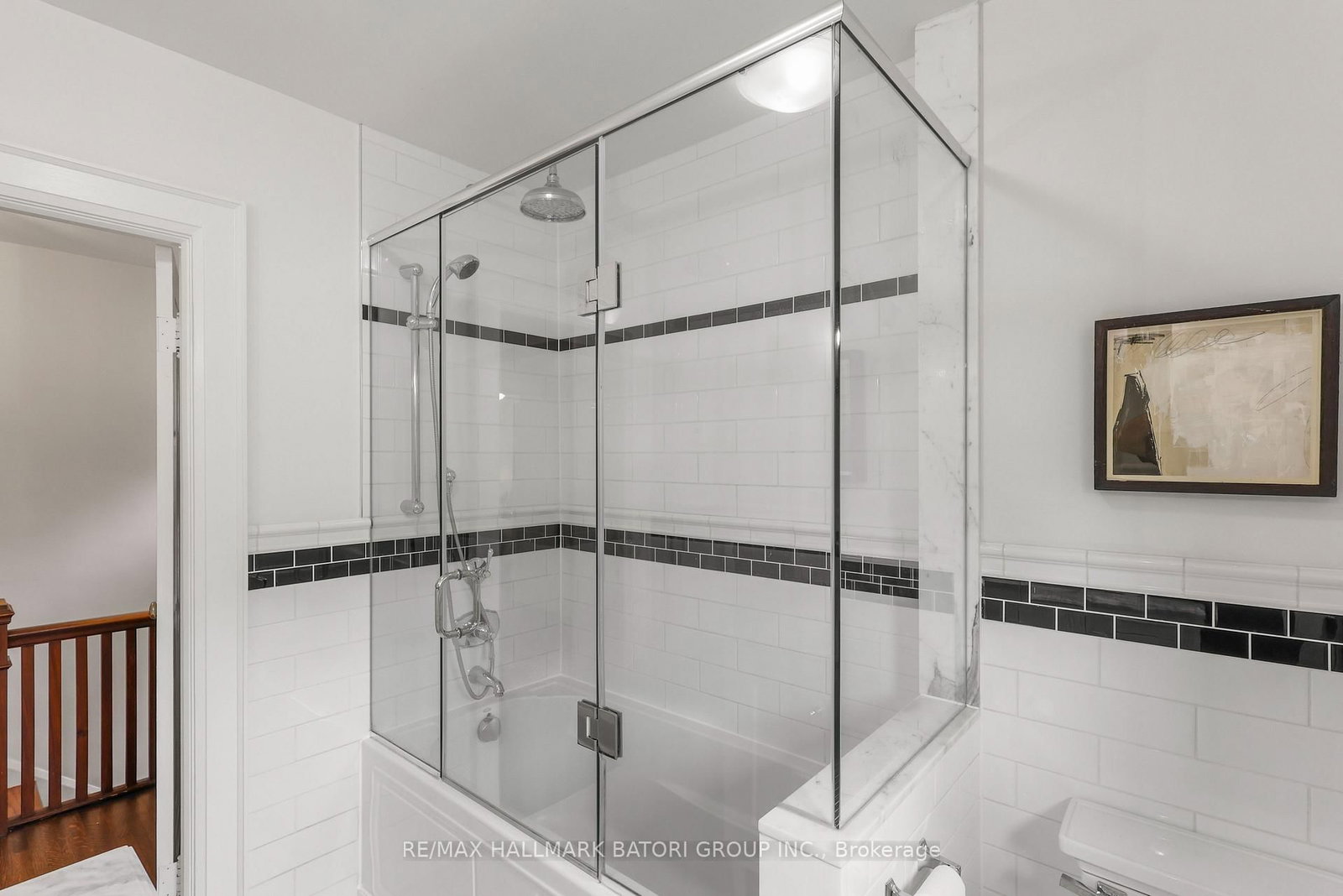 166 Old Orchard Grove • Toronto, ON photo 19