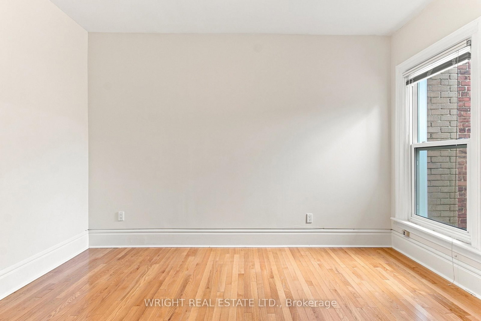 Townhouse for sale at 276 Robert Street, Toronto, Ontario, M5S 2K8 - University - MLS: C13754752