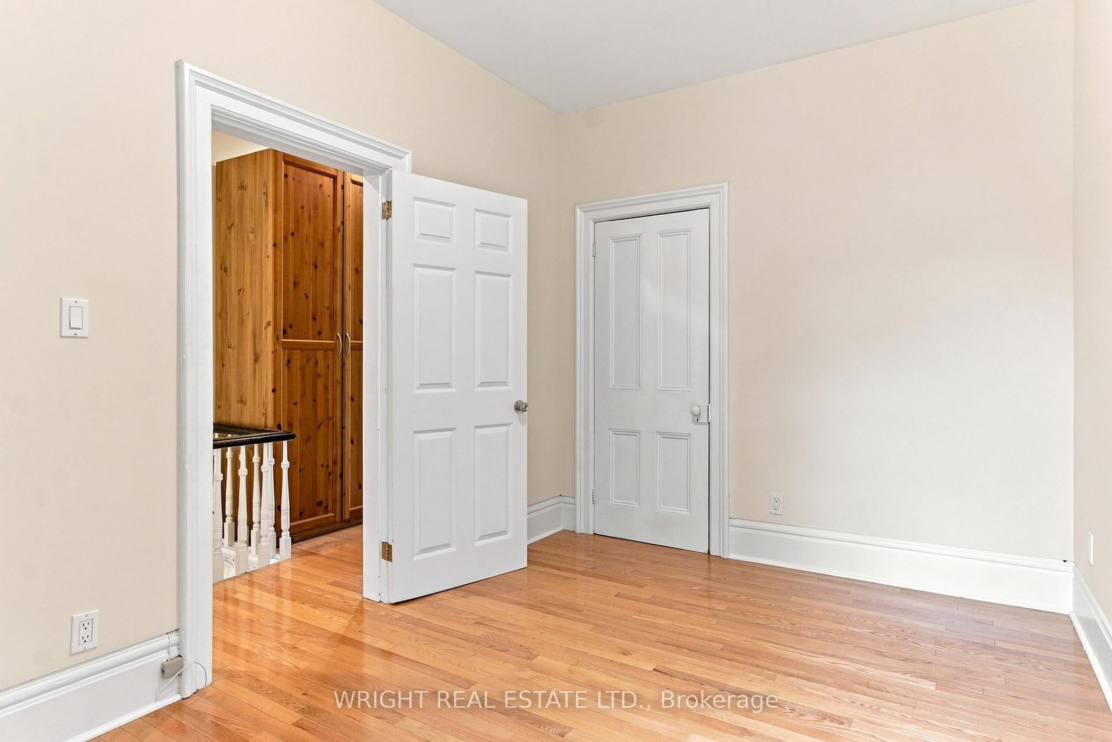Townhouse for sale at 276 Robert Street, Toronto, Ontario, M5S 2K8 - University - MLS: C13754752