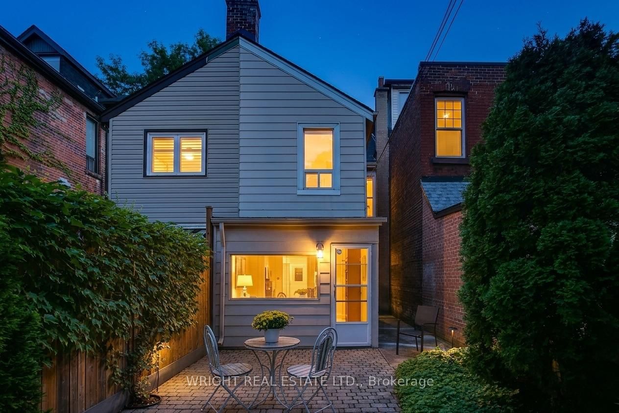 Townhouse for sale at 276 Robert Street, Toronto, Ontario, M5S 2K8 - University - MLS: C13754752