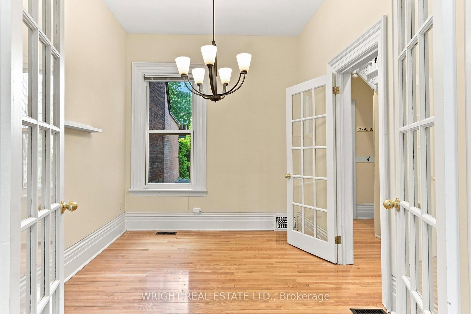 Townhouse for sale at 276 Robert Street, Toronto, Ontario, M5S 2K8 - University - MLS: C13754752