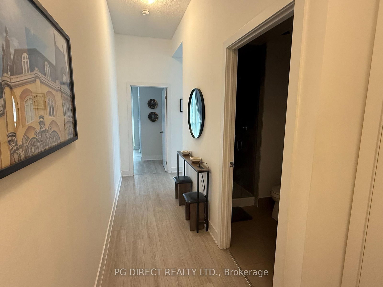 99 The Donway W • #403 • Toronto, ON photo 14