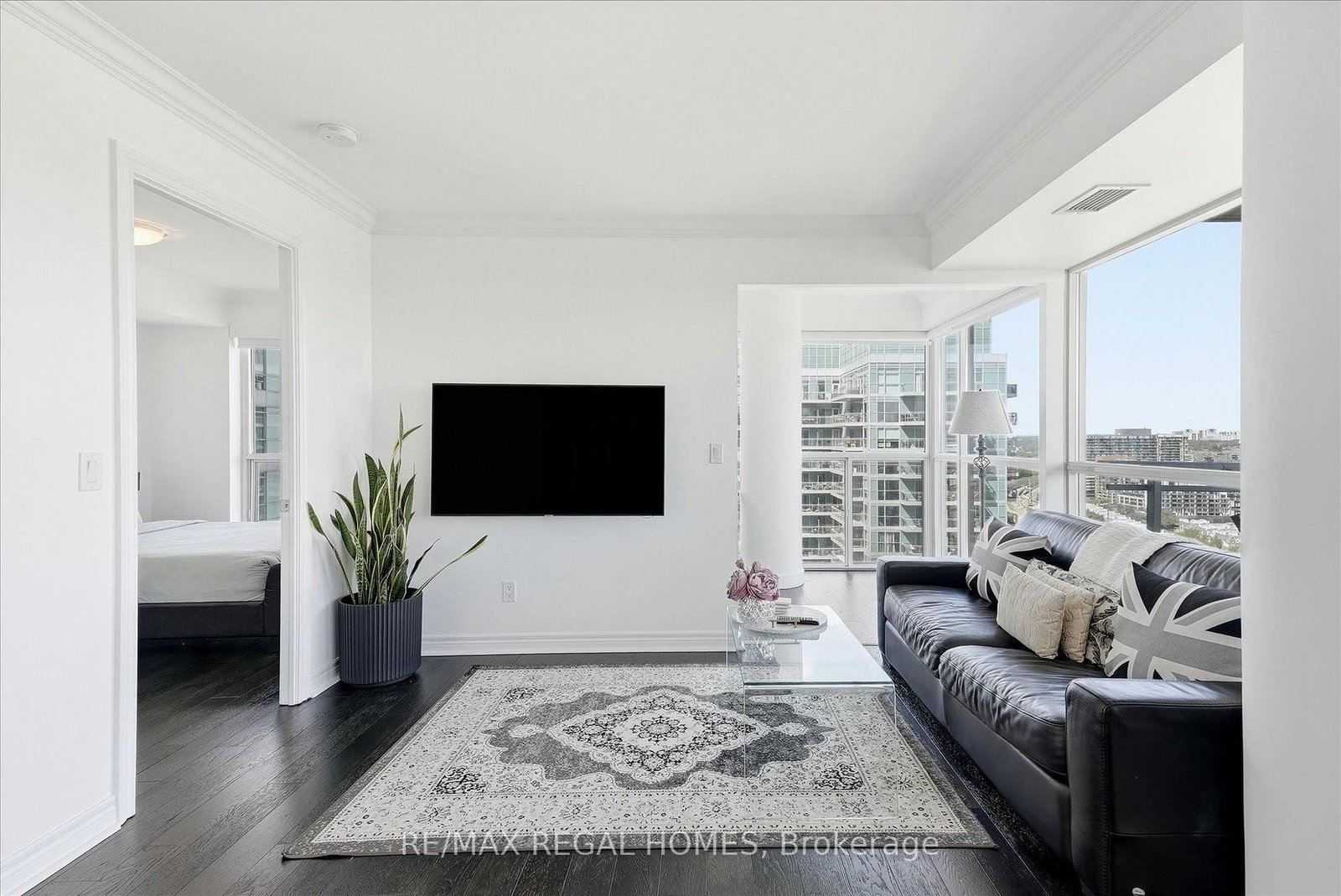 80 Western Battery Road • #2304 • Toronto, ON photo 12