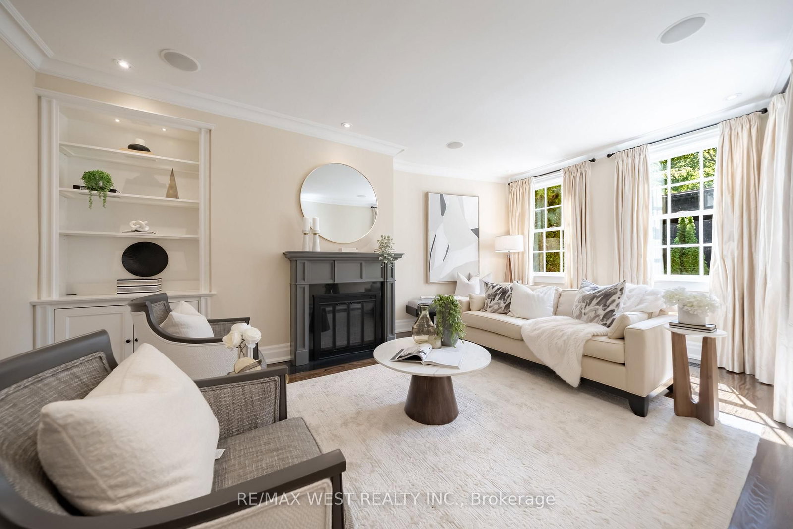 3 Castle Frank Road • Toronto, ON photo 13