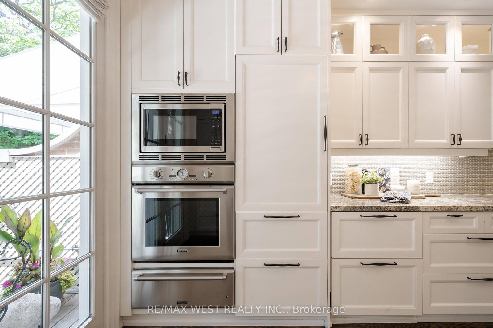3 Castle Frank Road • Toronto, ON photo 16