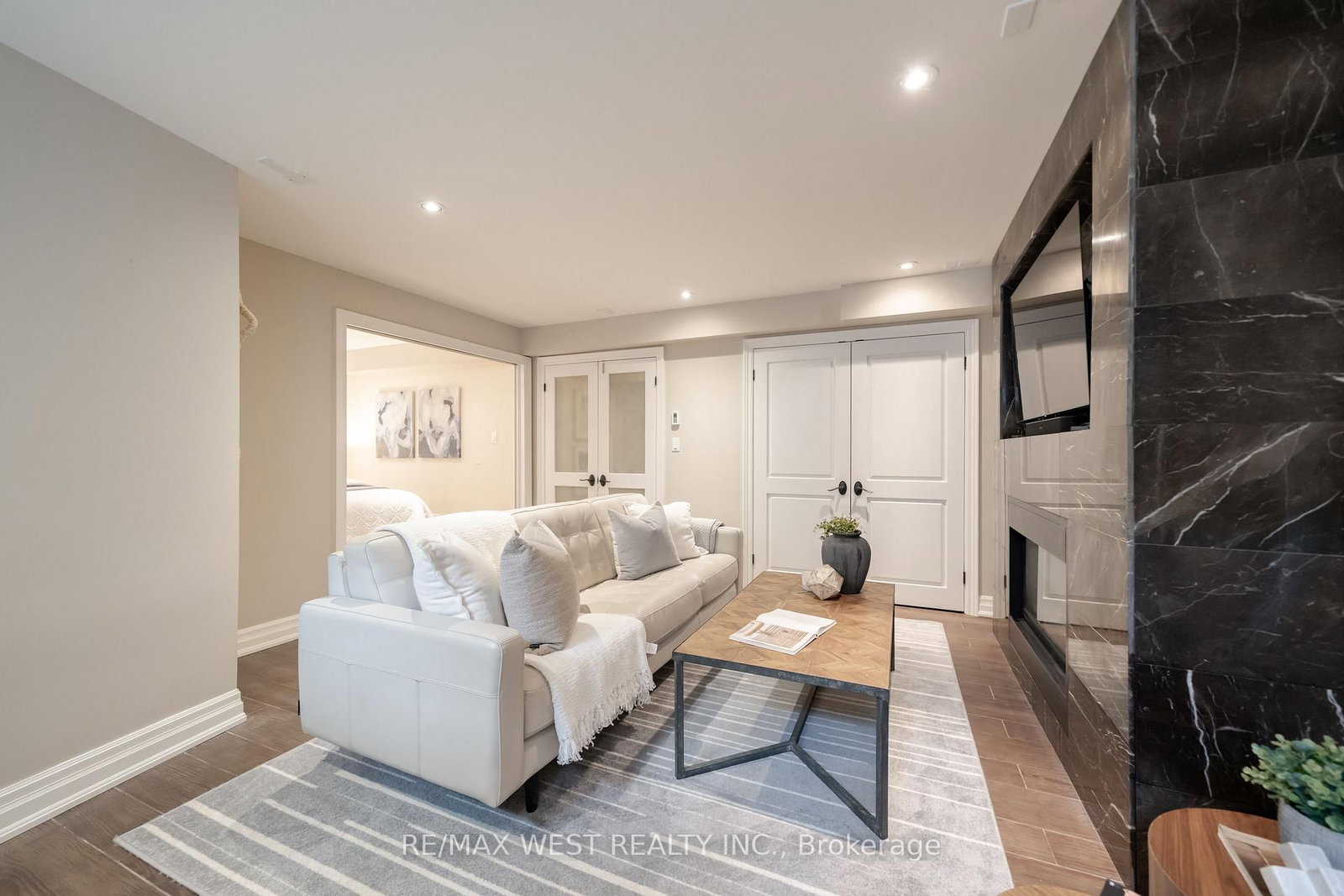 3 Castle Frank Road • Toronto, ON photo 20