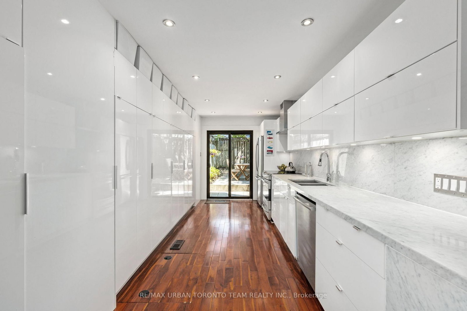 119 Trinity Street • Toronto, ON photo 9