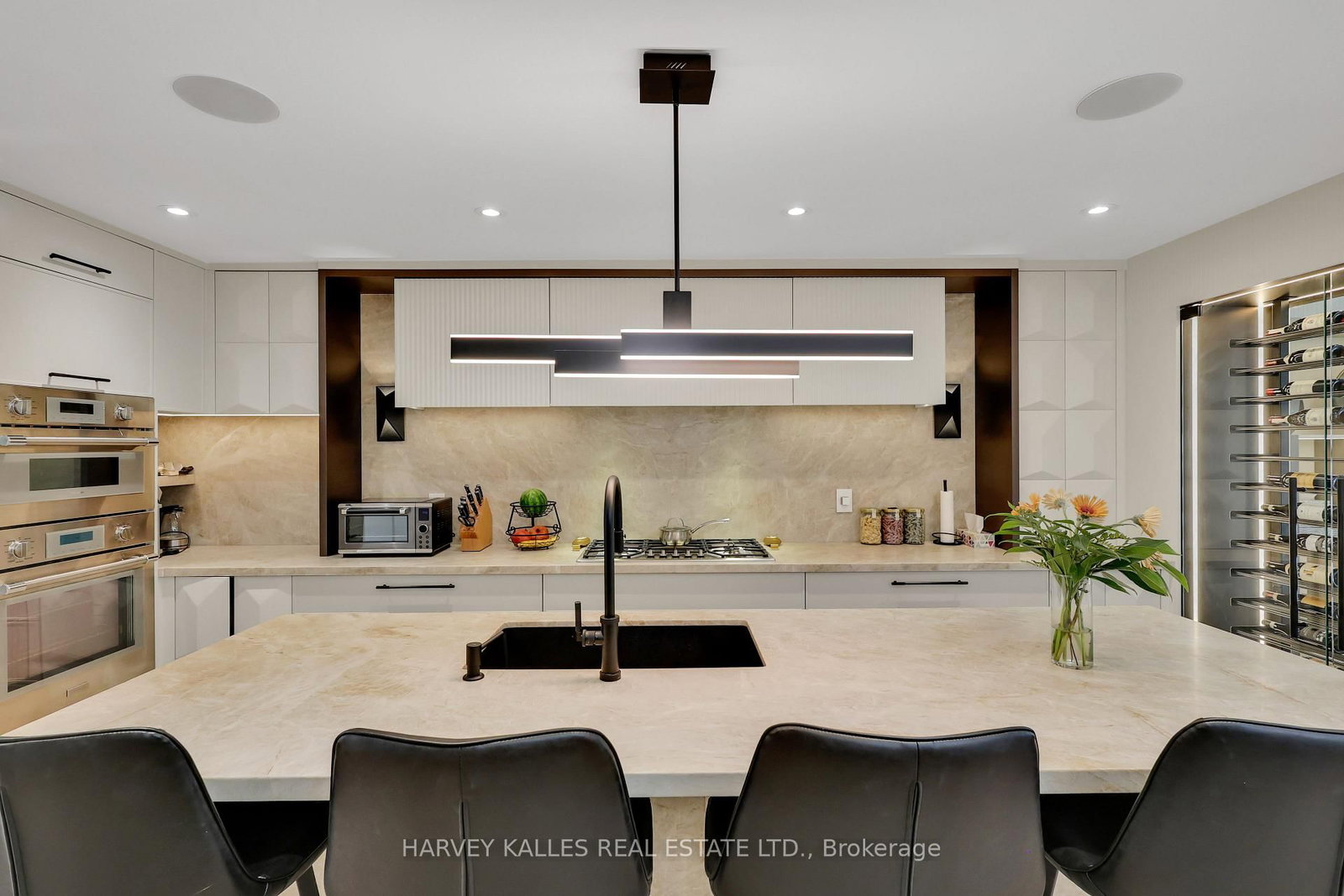 238 Melrose Avenue • Toronto, ON photo 12