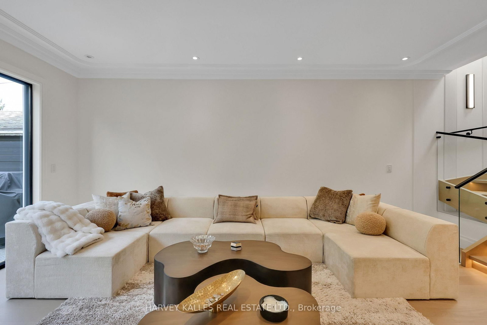 238 Melrose Avenue • Toronto, ON photo 16