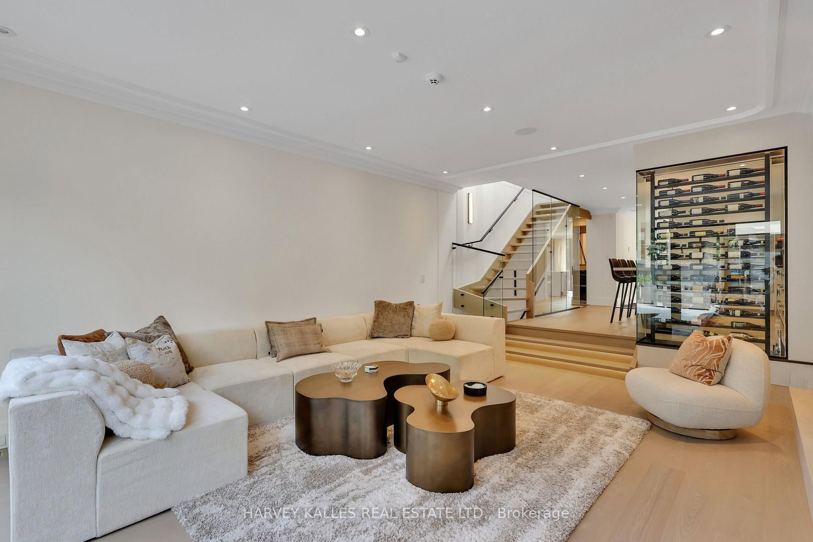 238 Melrose Avenue • Toronto, ON photo 17