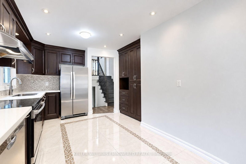 55 Lesgay Crescent