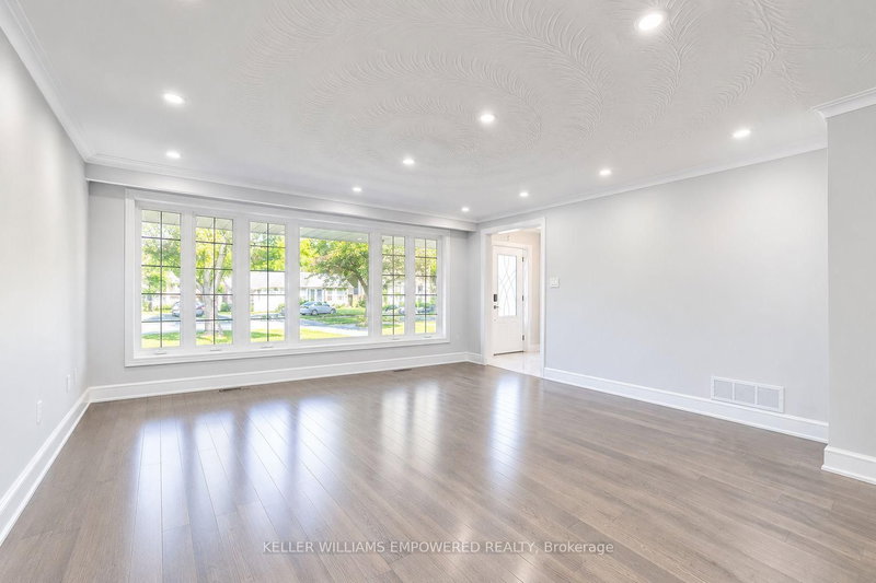 55 Lesgay Crescent