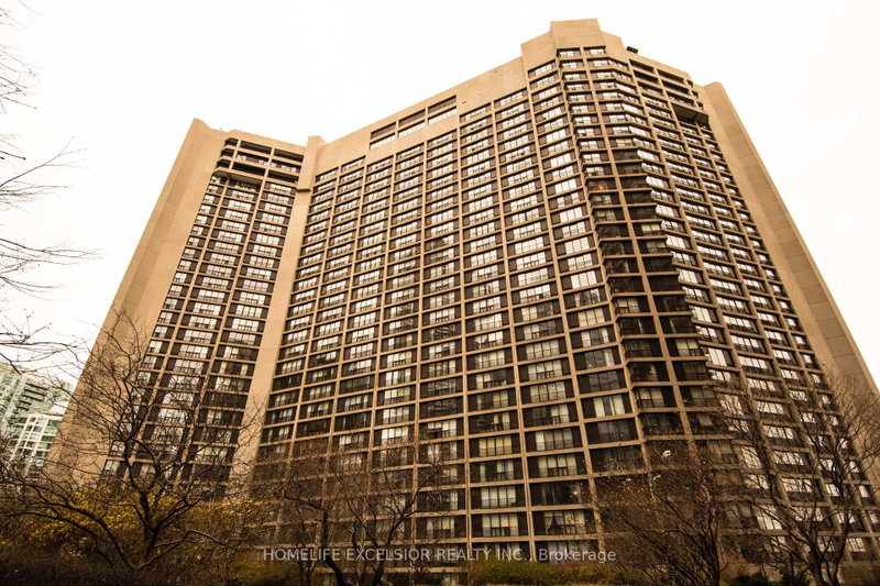 3227 - 33 Harbour Square