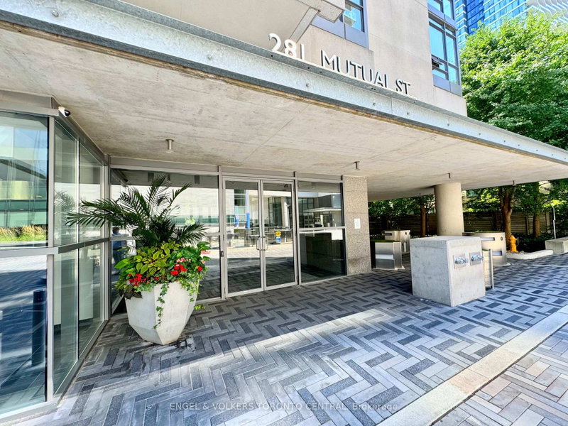 306 - 281 Mutual Street