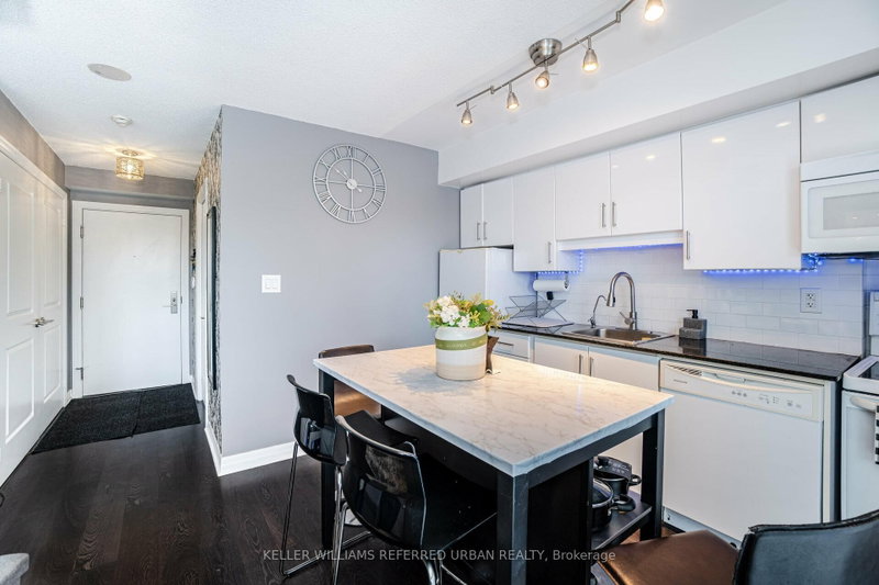 335 - 2035 Sheppard Avenue E