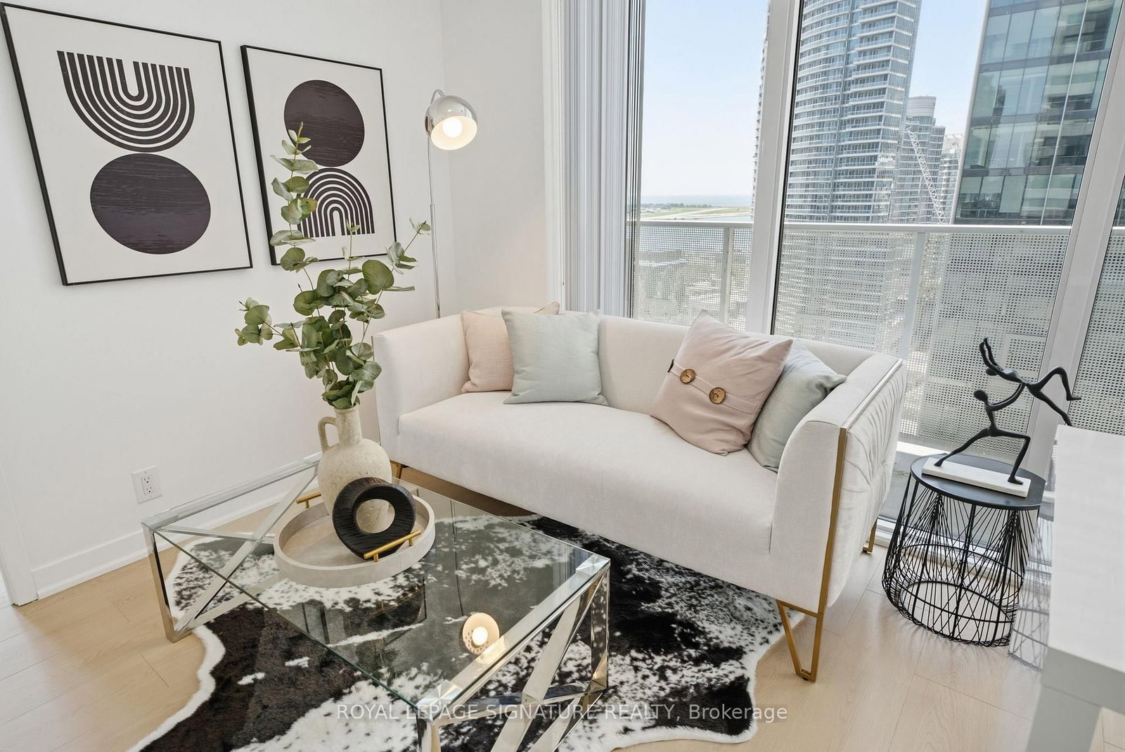 88 Harbour Street • #1710 • Toronto, ON photo 10
