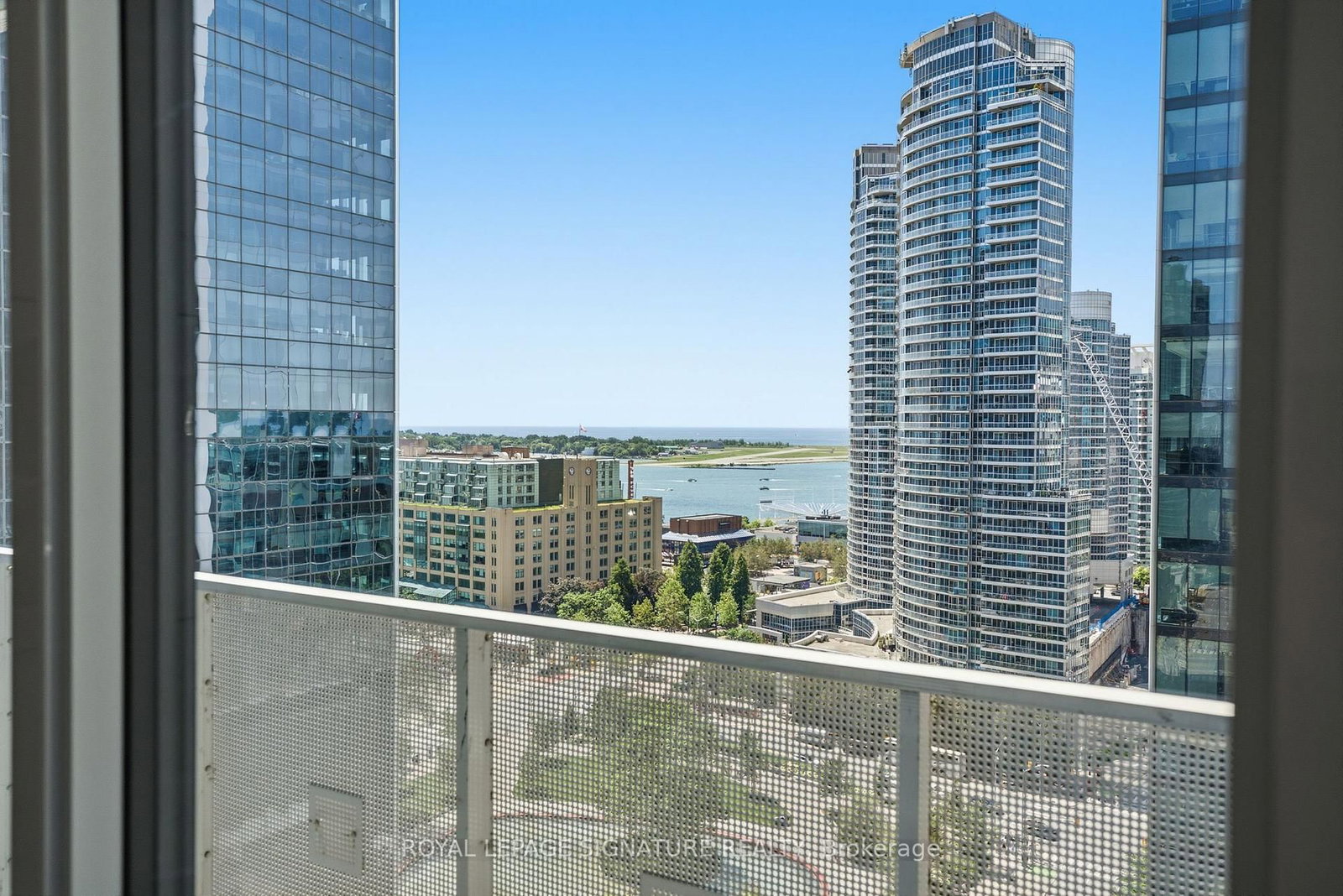 88 Harbour Street • #1710 • Toronto, ON photo 11