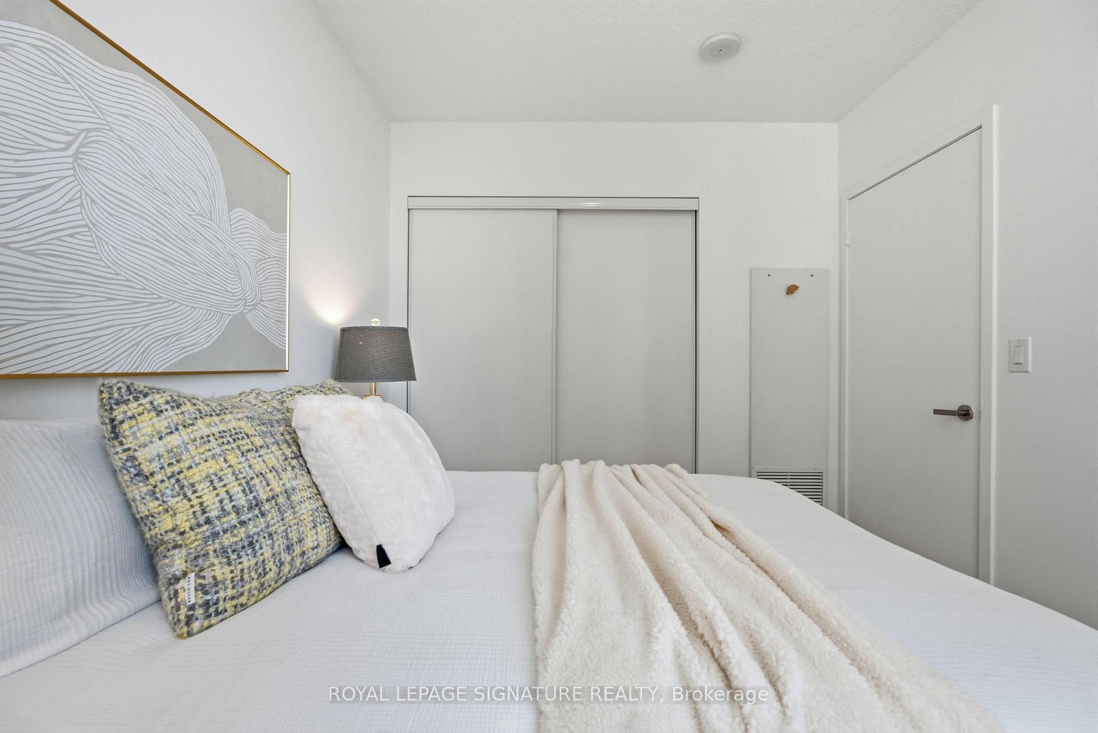 88 Harbour Street • #1710 • Toronto, ON photo 13