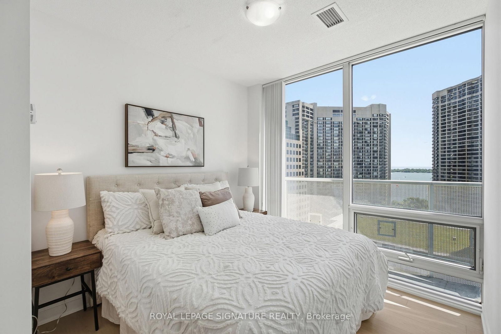 88 Harbour Street • #1710 • Toronto, ON photo 20