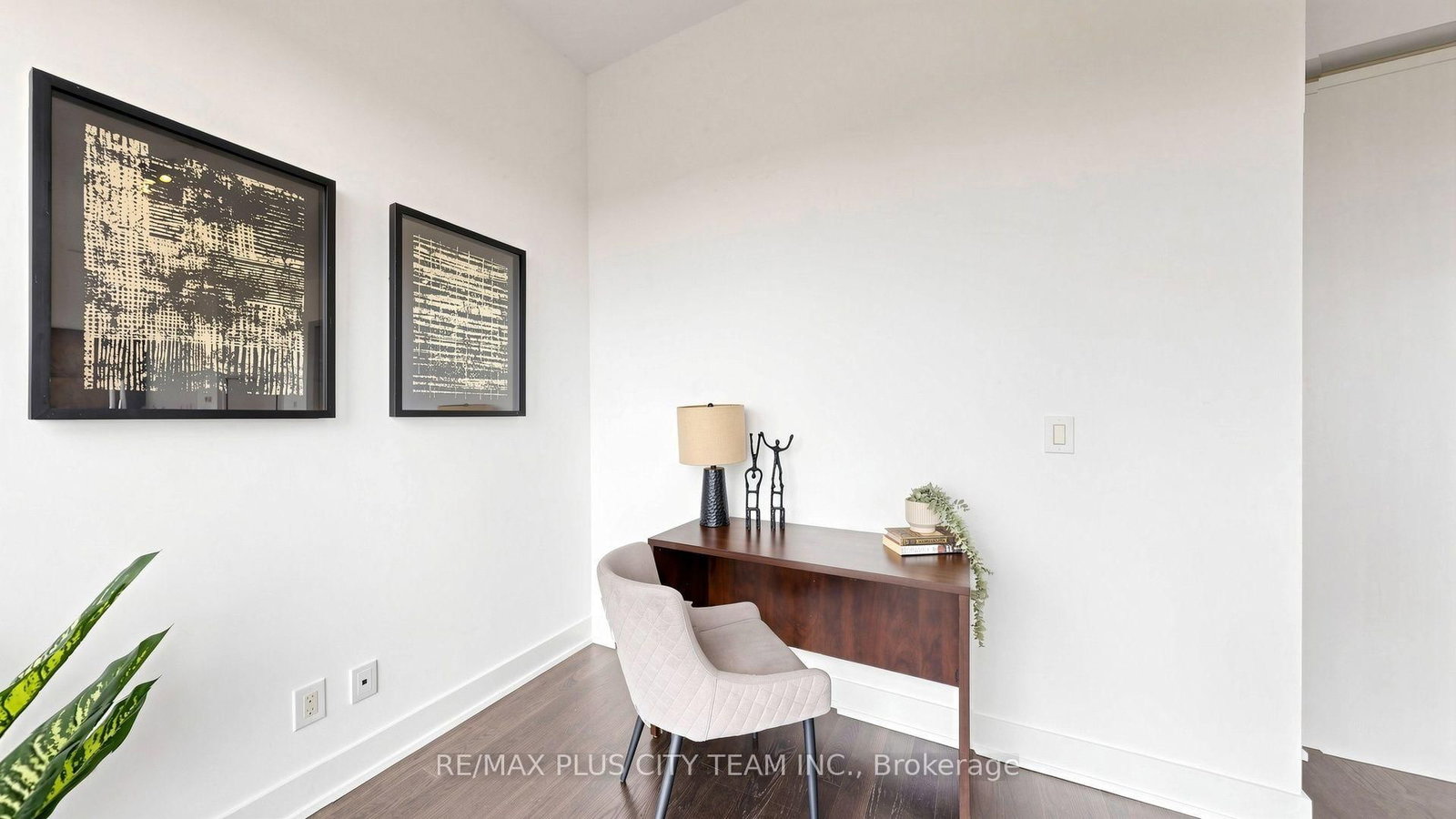 3018 Yonge Street • #Uph07 • Toronto, ON photo 10