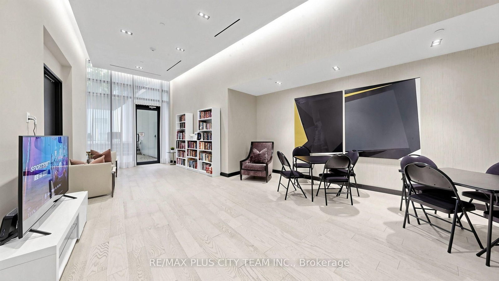 3018 Yonge Street • #Uph07 • Toronto, ON photo 26