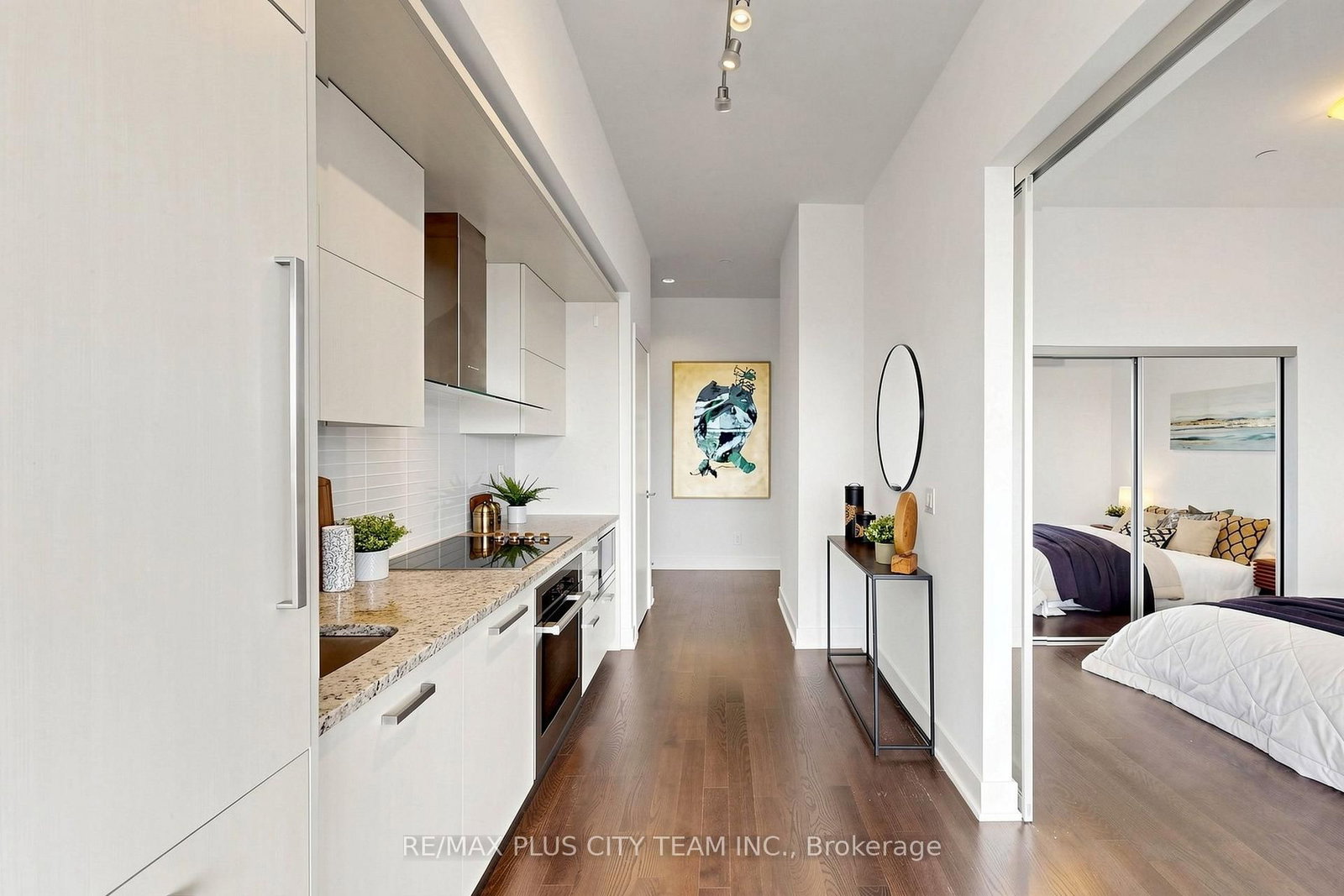 3018 Yonge Street • #Uph07 • Toronto, ON photo 3