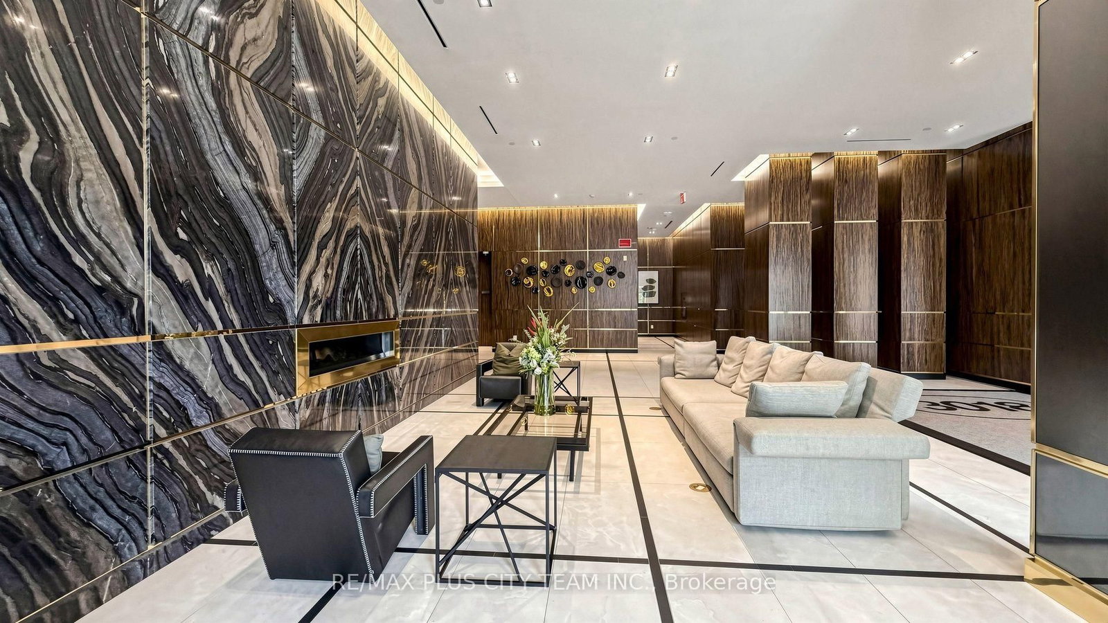 3018 Yonge Street • #Uph07 • Toronto, ON photo 35