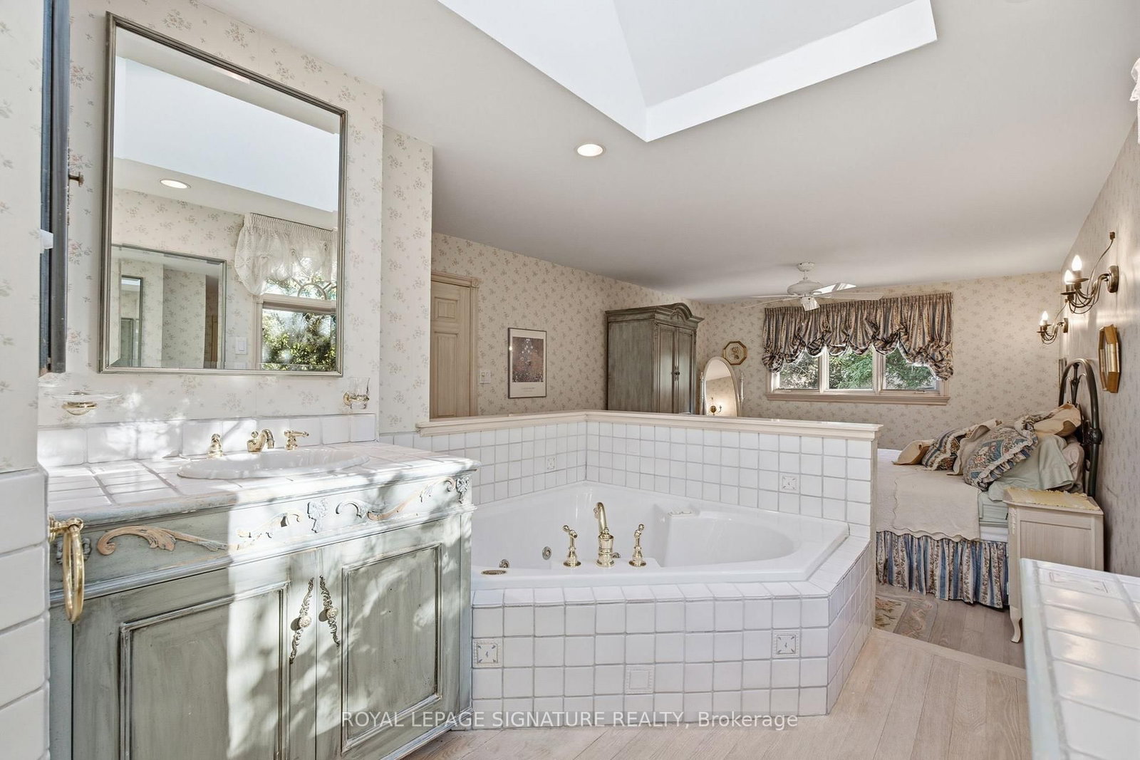 20 Wellesbourne Crescent • Toronto, ON photo 26