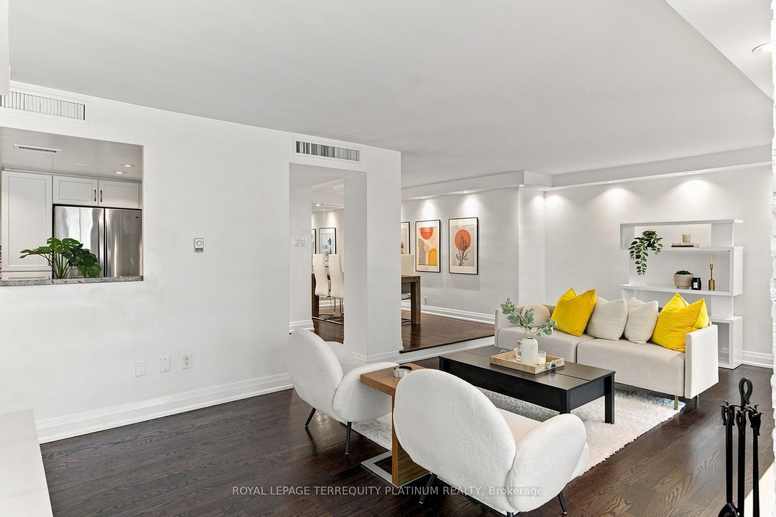 70 Montclair Avenue • #203 • Toronto, ON photo 11