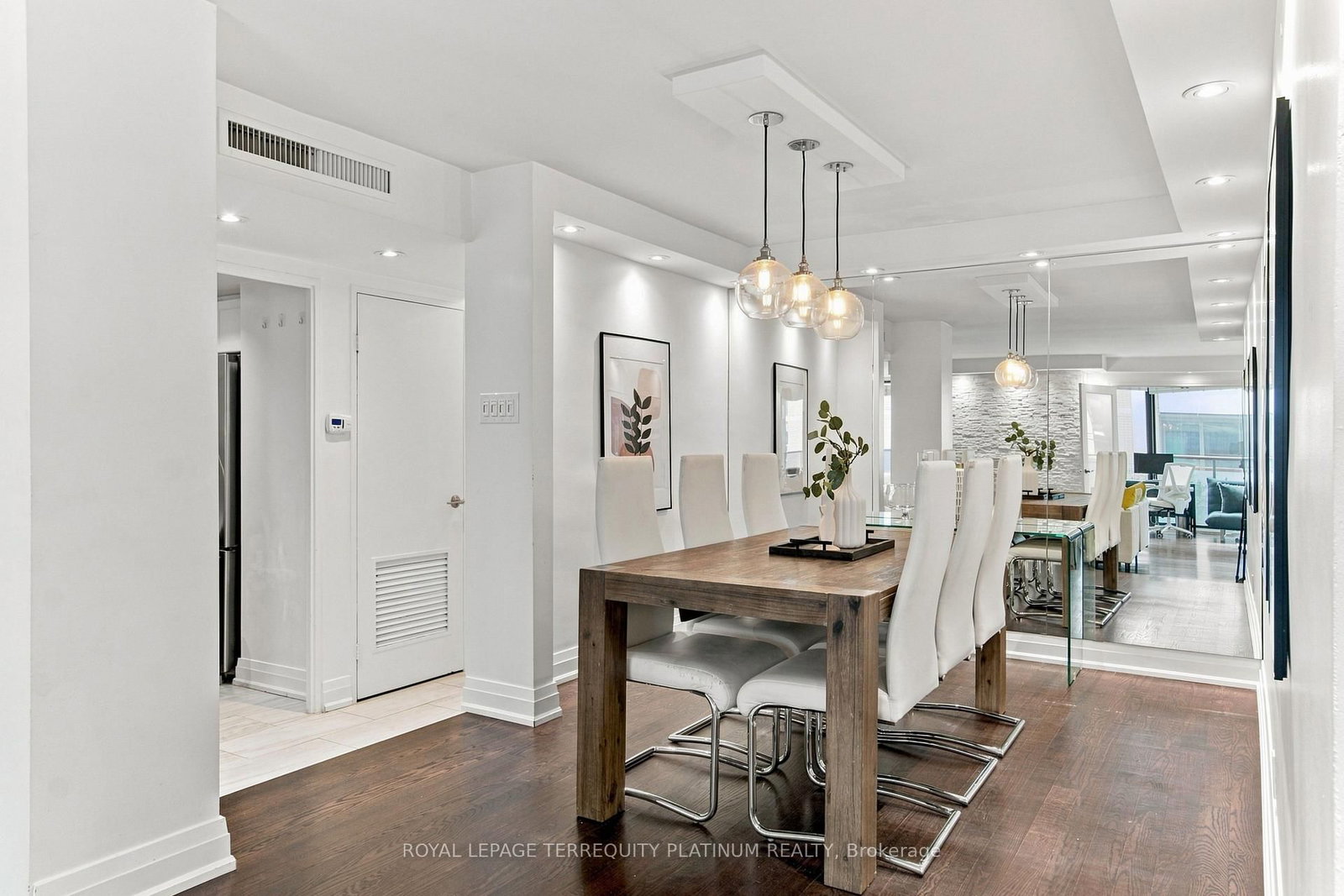70 Montclair Avenue • #203 • Toronto, ON photo 16