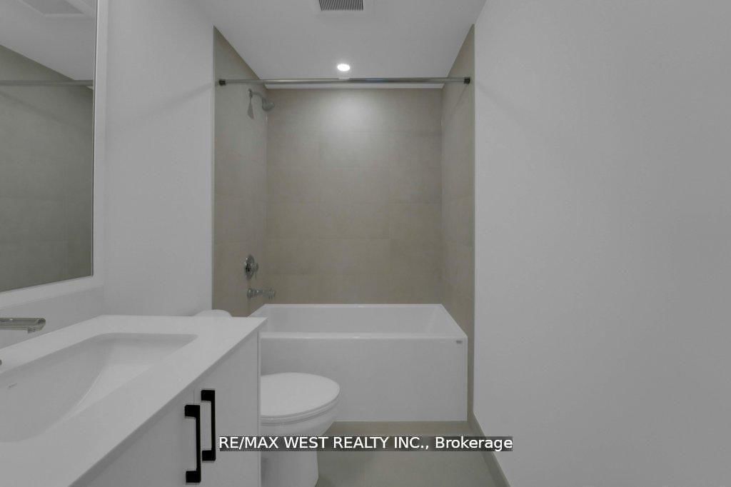 661 Winona Drive • Toronto, ON photo 33