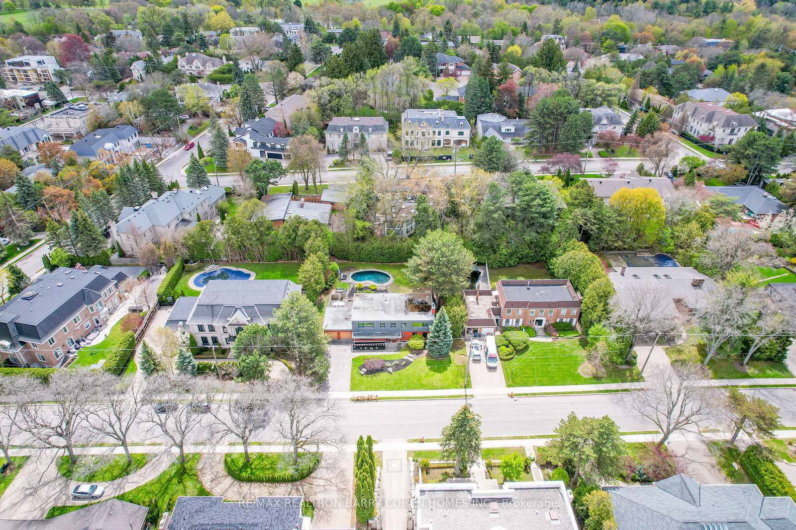 19 Saintfield Avenue • Toronto, ON photo 38
