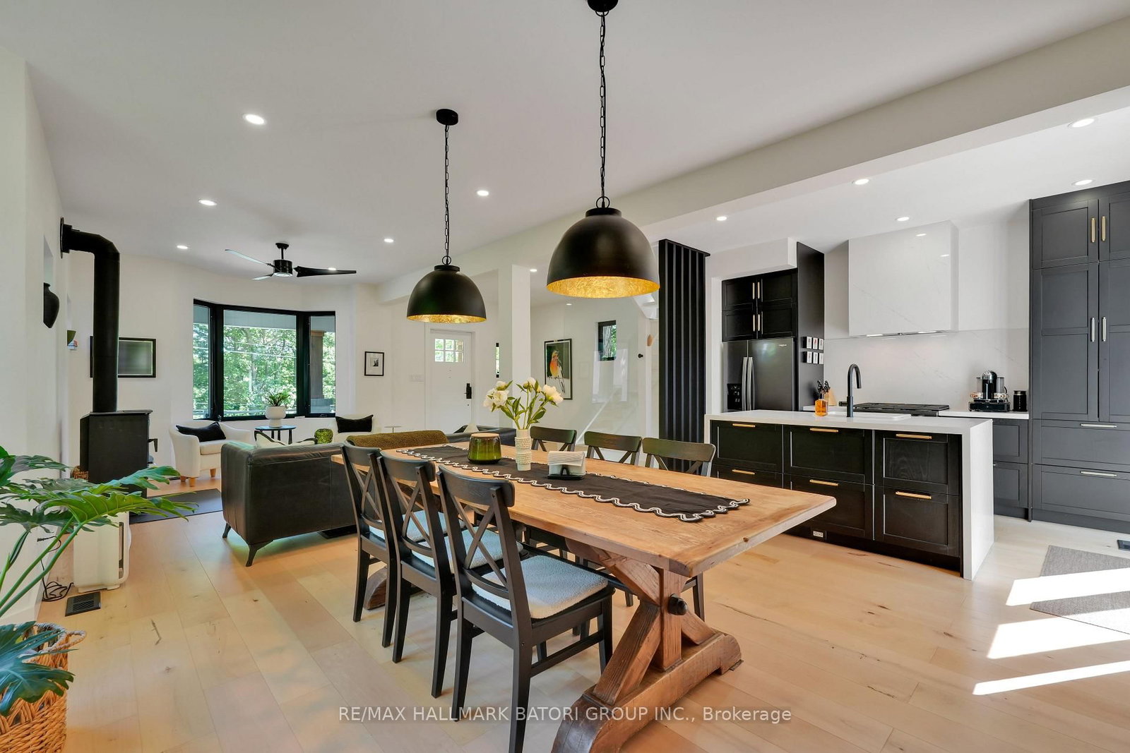 255 Blythwood Road • Toronto, ON photo 10