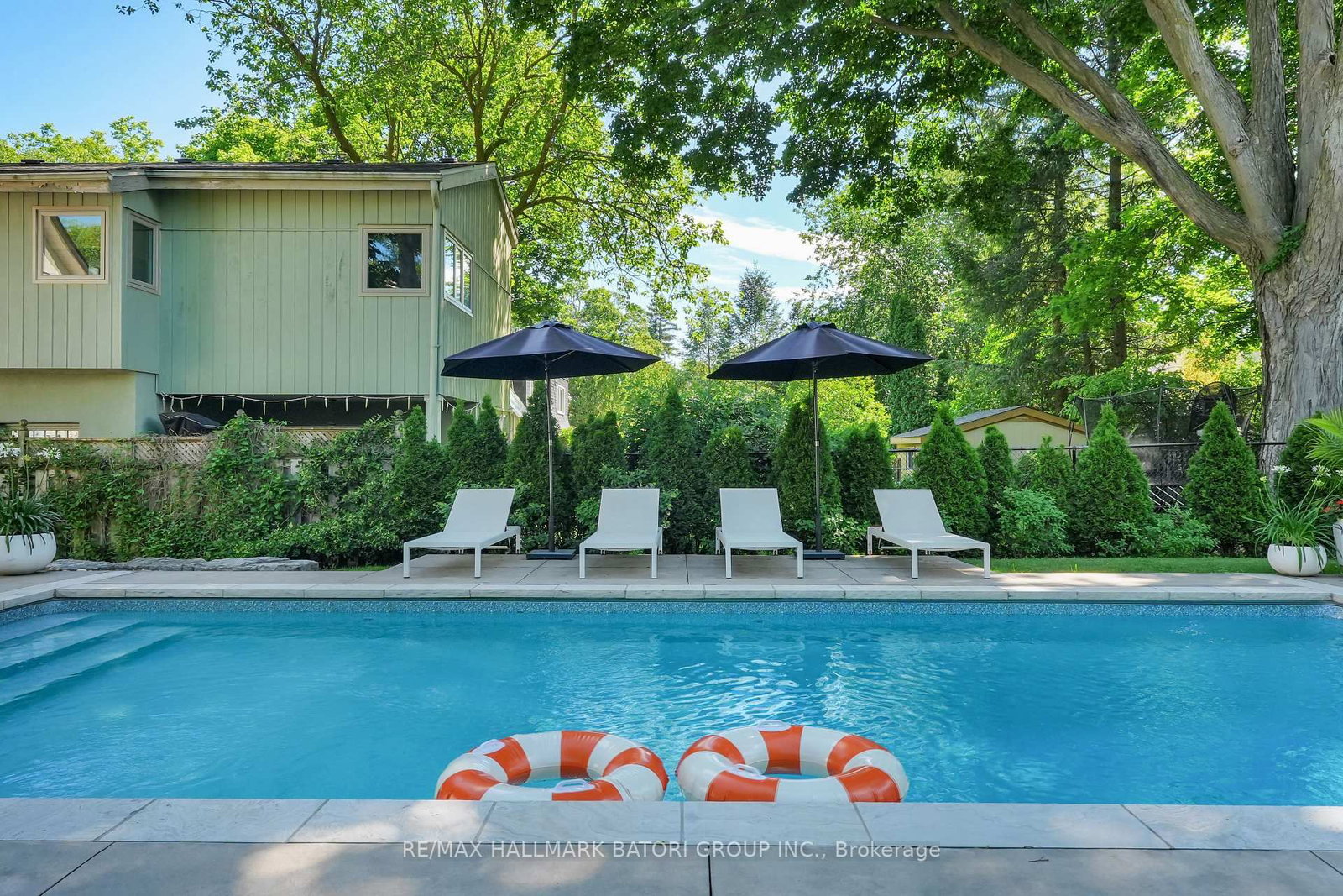 255 Blythwood Road • Toronto, ON photo 32