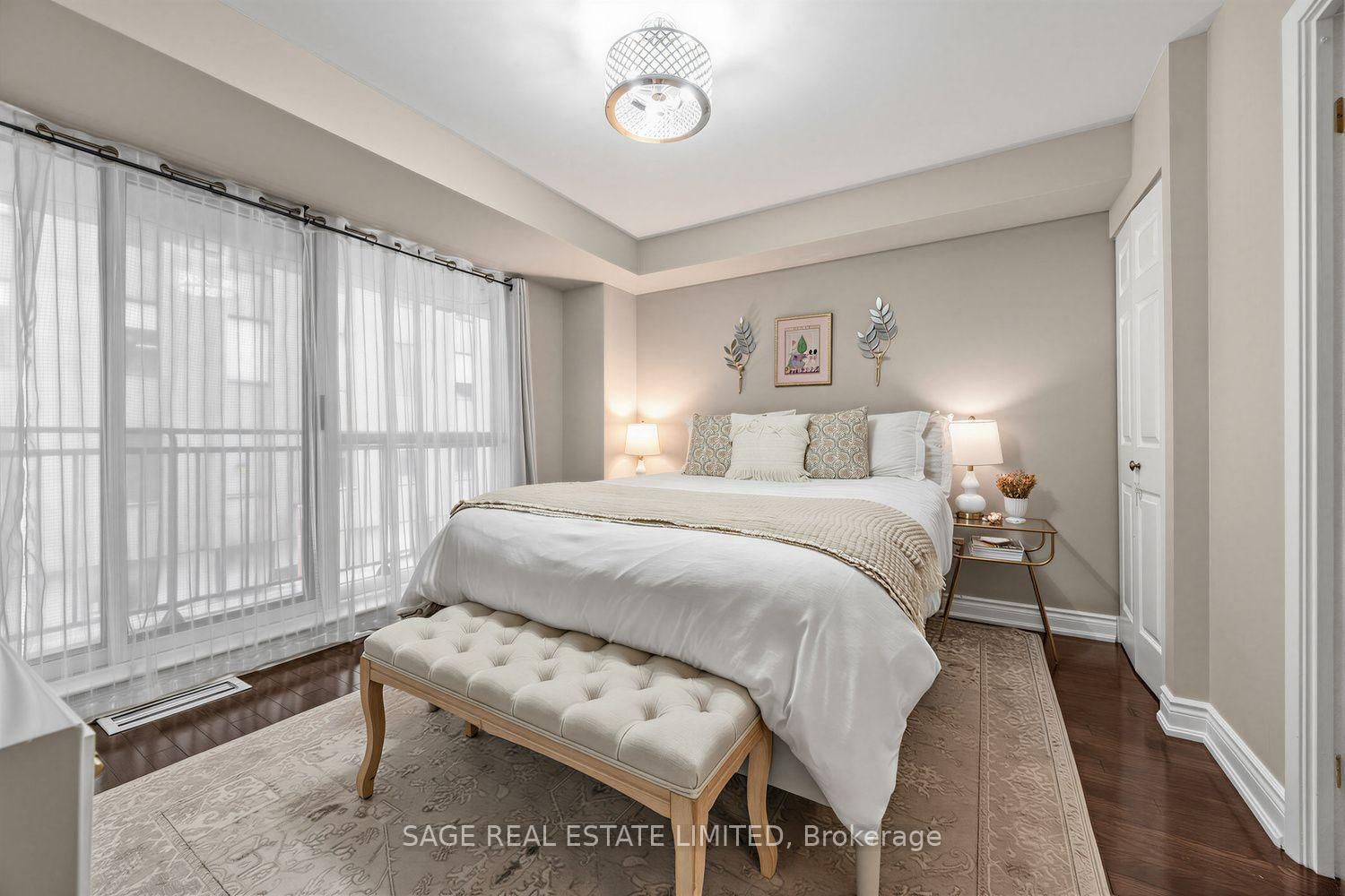 80 Cumberland Street • #303 • Toronto, ON photo 18