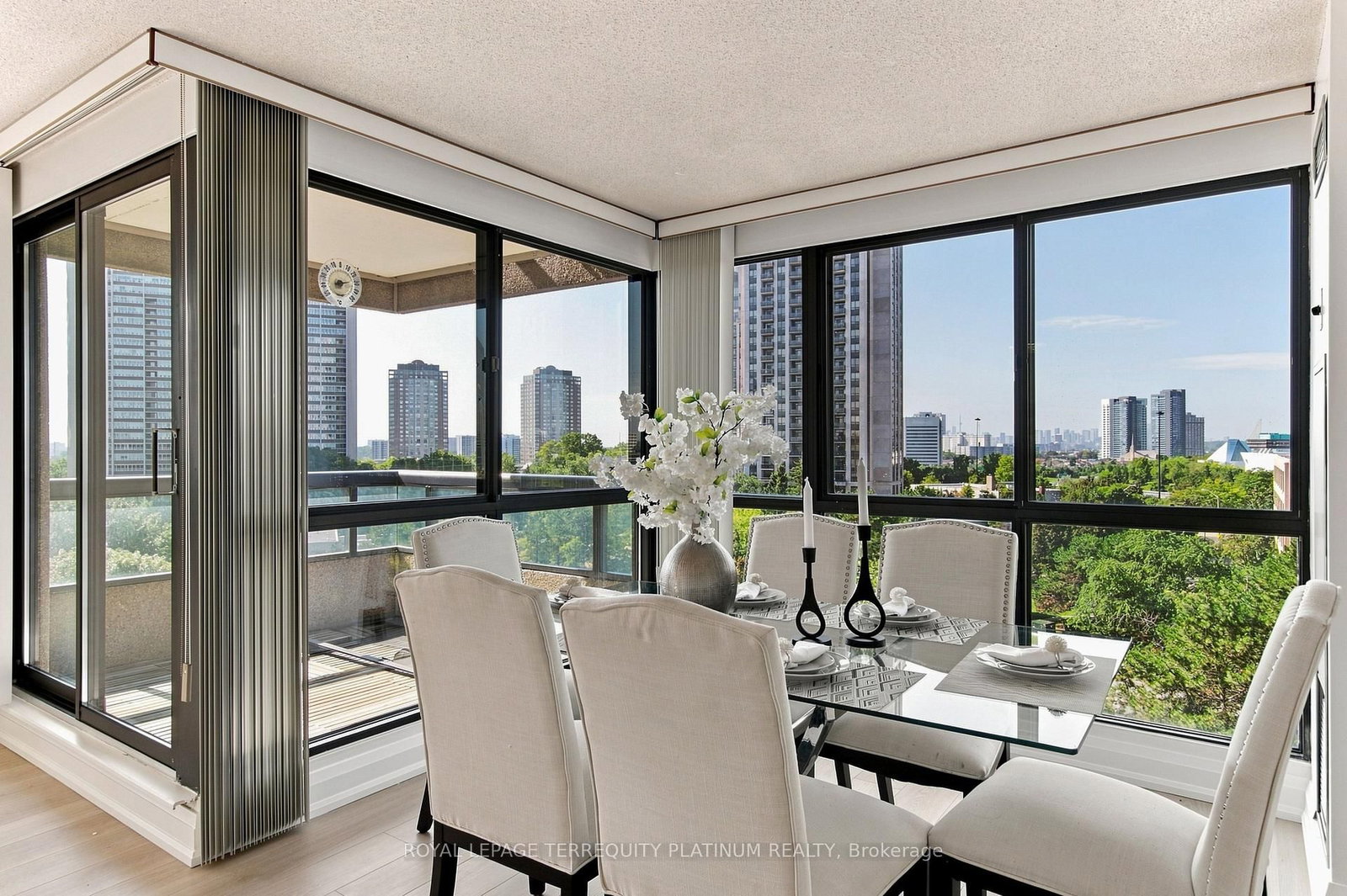 1 Concorde Place • #802 • Toronto, ON photo 11