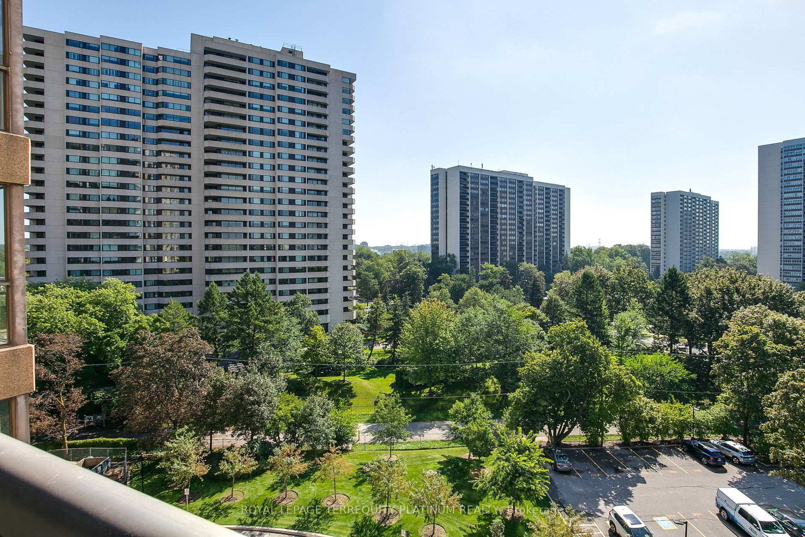 1 Concorde Place • #802 • Toronto, ON photo 24