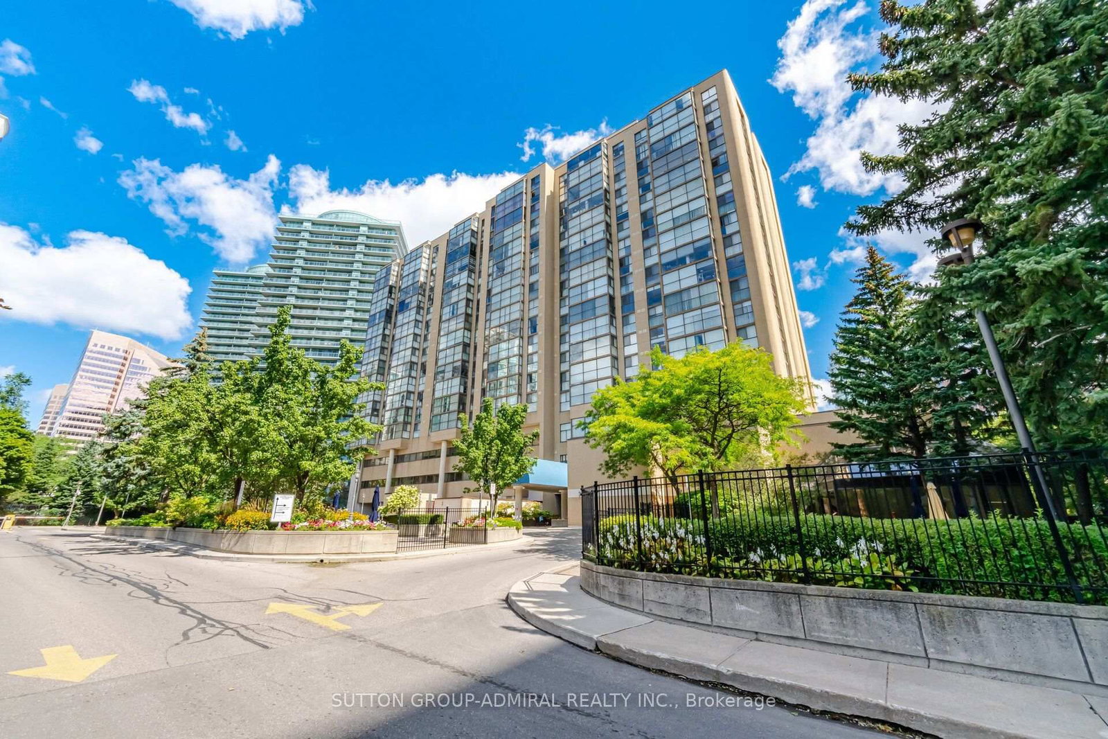 5460 Yonge Street • #501 • Toronto, ON photo 1