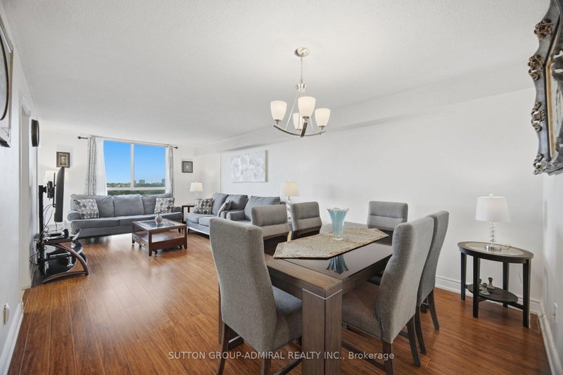 501 - 5460 Yonge Street