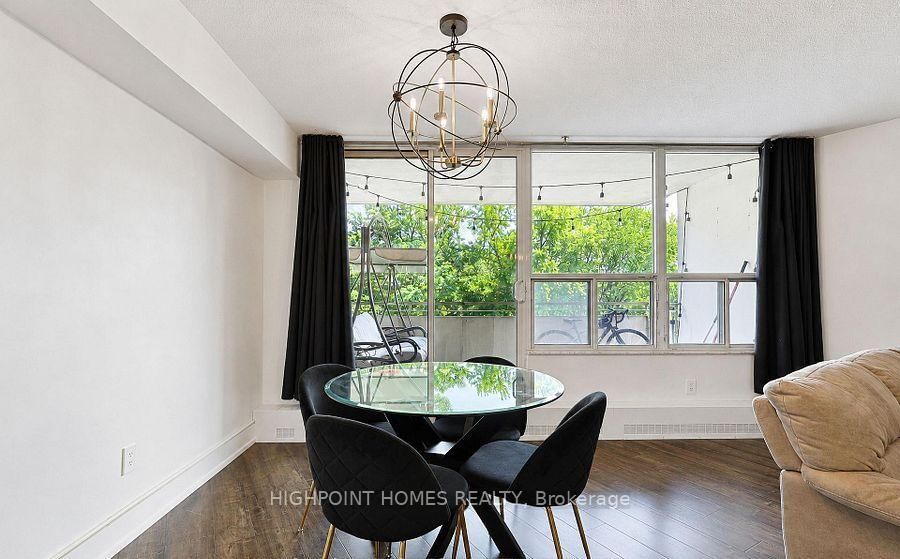 60 Pavane Linkway Way • #301 • Toronto, ON photo 14