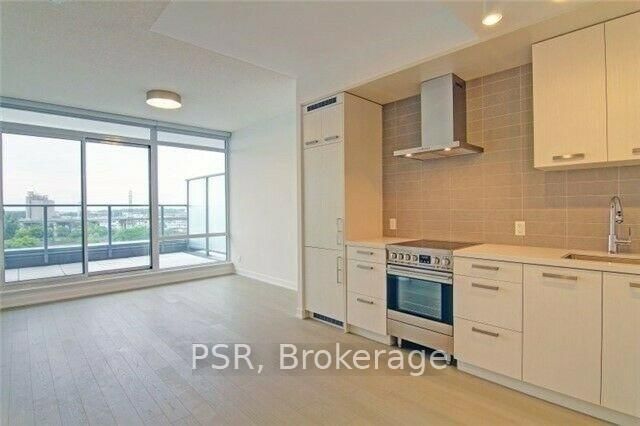 S706 - 455 Front Street