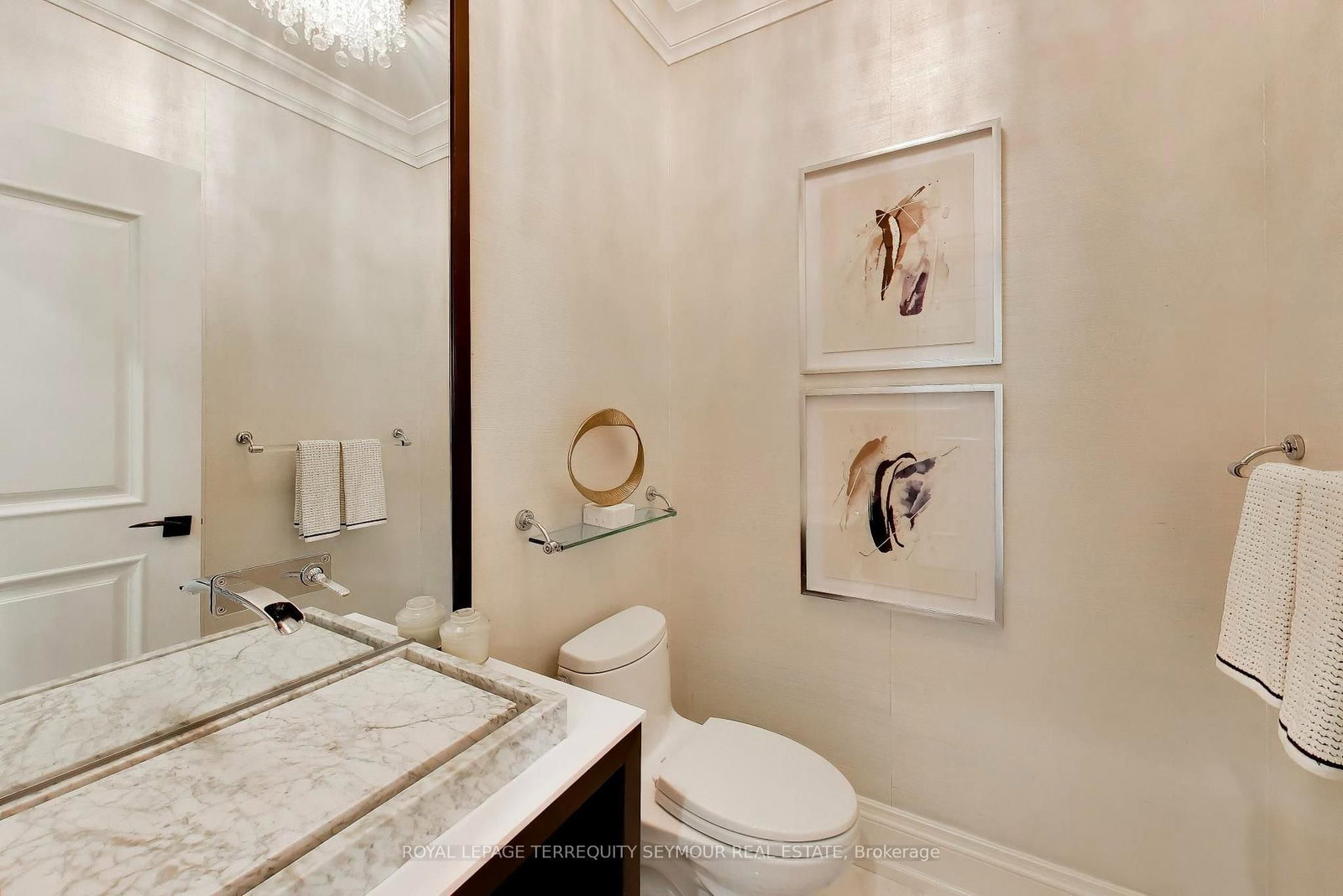 69 Taunton Road • Toronto, ON photo 18