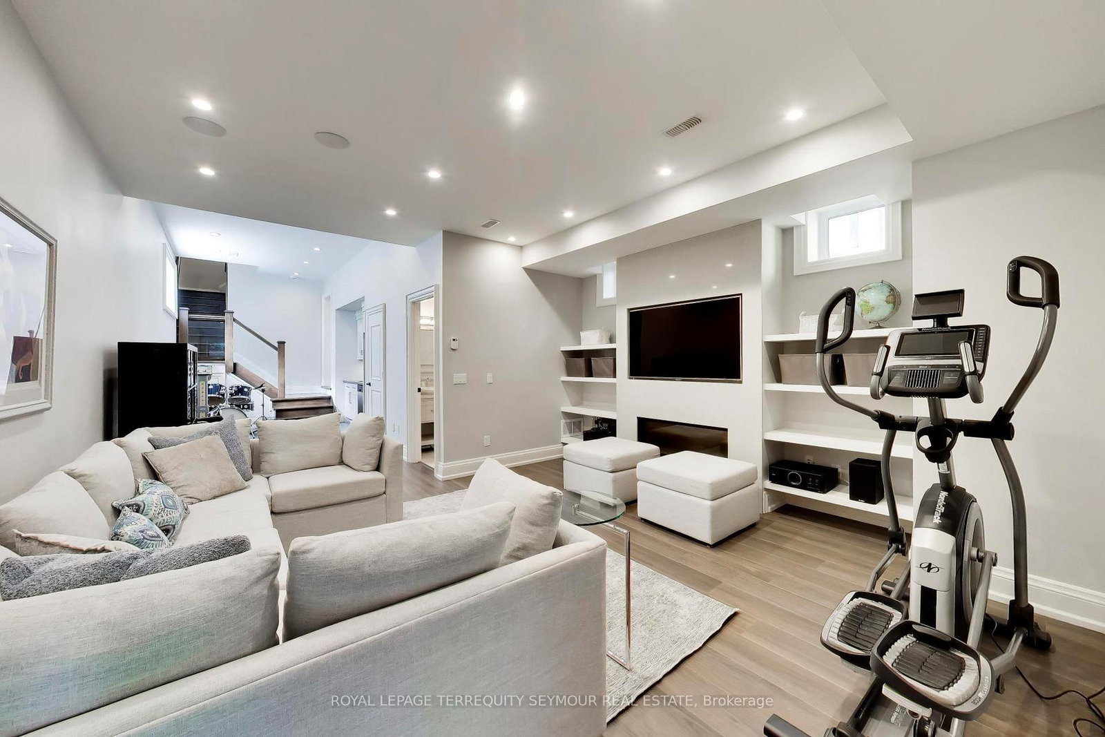69 Taunton Road • Toronto, ON photo 31
