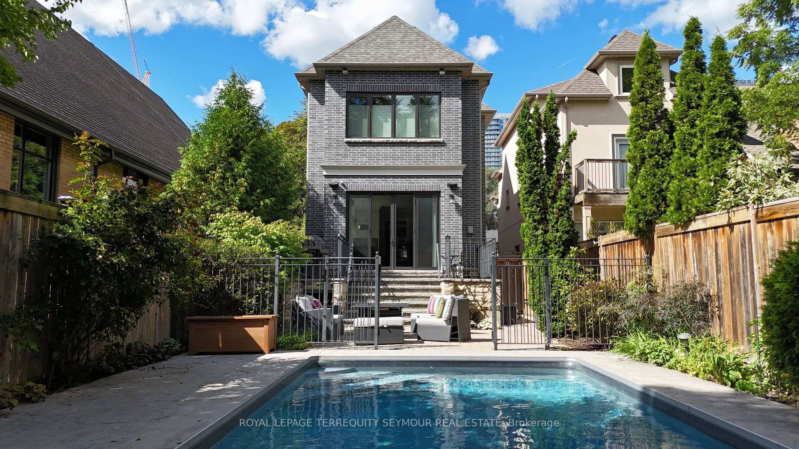 69 Taunton Road • Toronto, ON photo 36