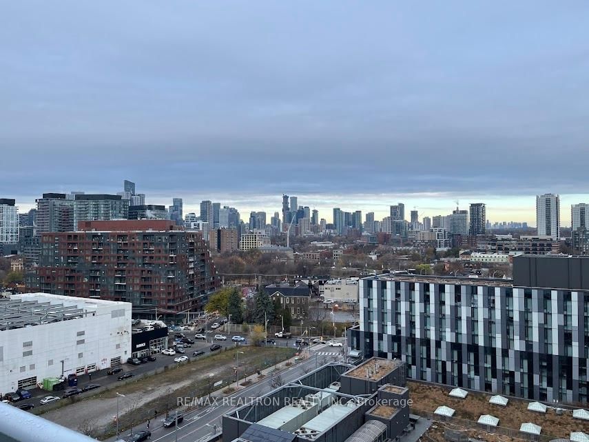 425 Front Street E • #1301 • Toronto, ON photo 12