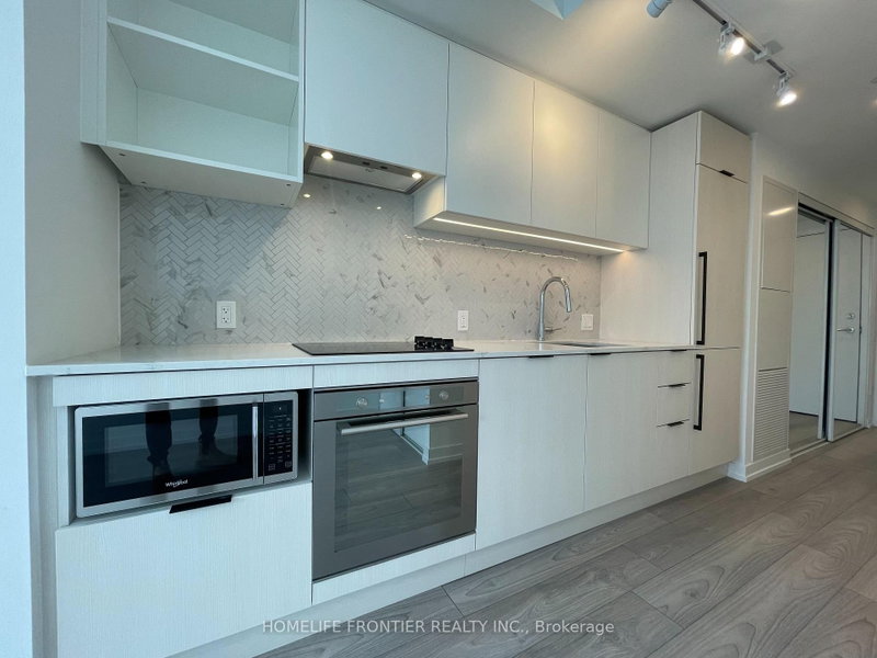 1108 - 82 Dalhousie Street