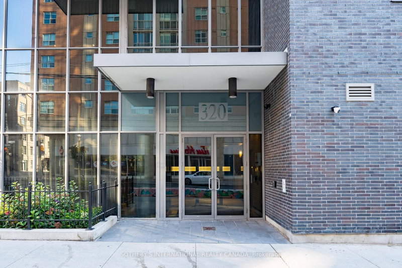 316 - 320 Richmond Street E