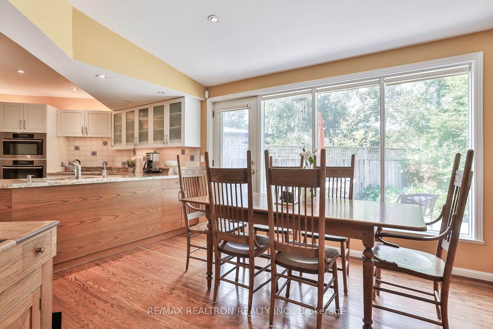706 Briar Hill Avenue • Toronto, ON photo 10