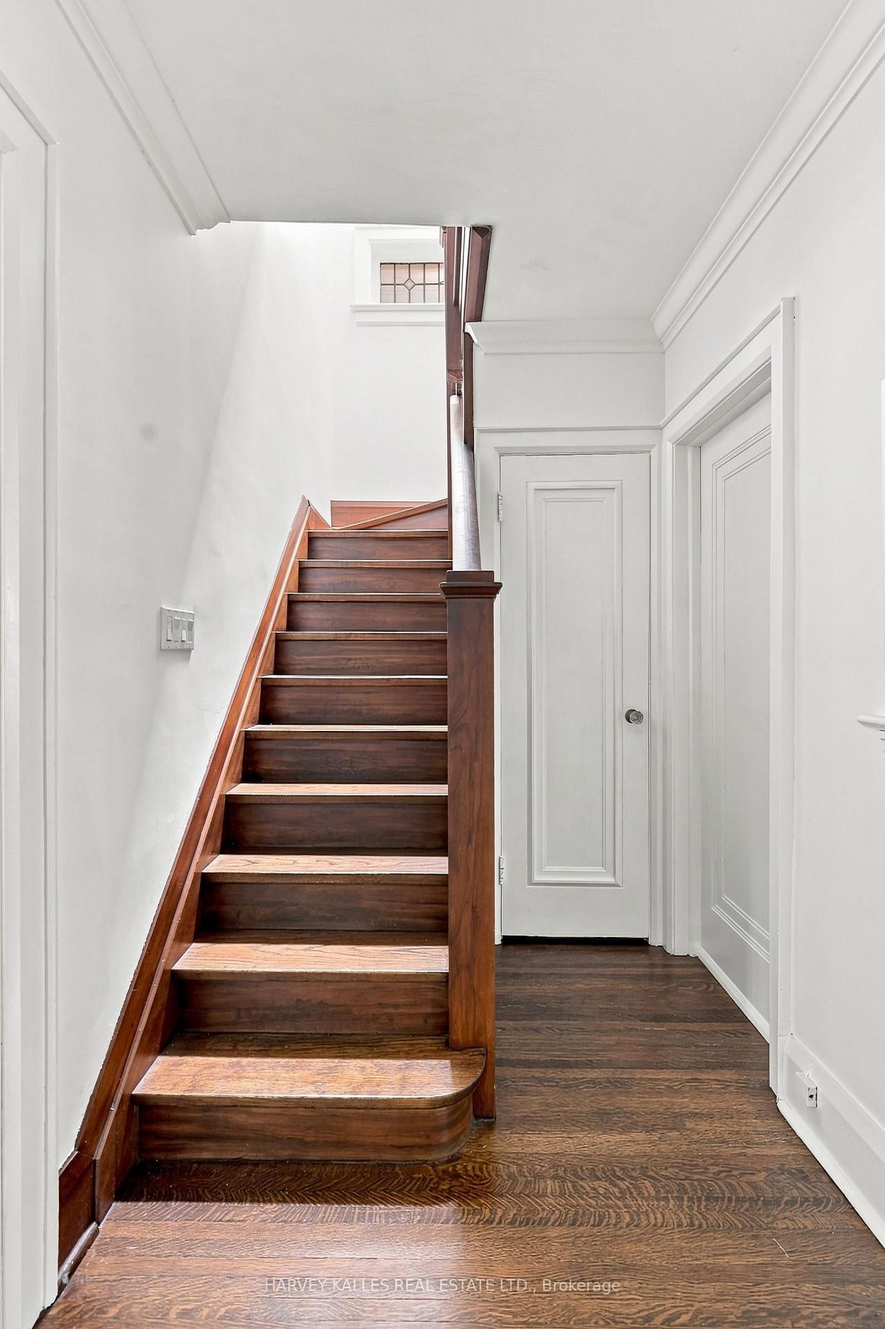 231 Glengrove Avenue W • Toronto, ON photo 28