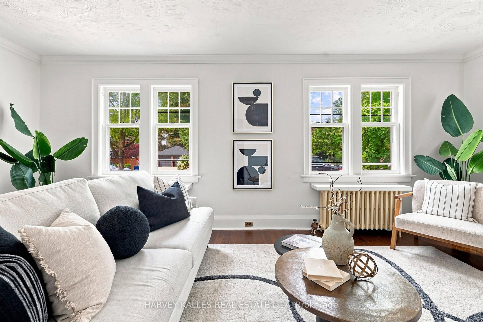 231 Glengrove Avenue W • Toronto, ON photo 5